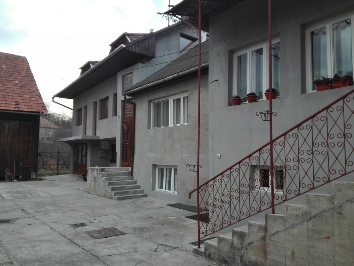Гостевой дом Kalotaszeg Vendégház Izvoru Crişului-18
